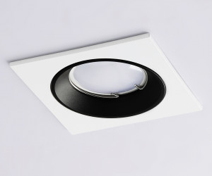 A8925 WH/BK белый/черный MR16 GU5.3 92*92*24