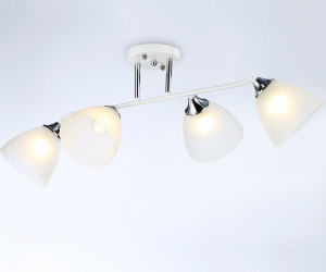 TR303003/4 WH/CH/FR белый/хром/белый матовый E27/4 max 40W 780*350*240