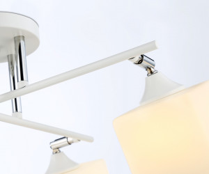 TR303083/4 WH/CH/FR белый/хром/белый матовый E27/4 max 40W 620*620*260