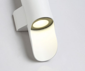 ST4533 WH белый LED 4200K 8W IP54 220*66*100