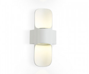 ST4533 WH белый LED 4200K 8W IP54 220*66*100