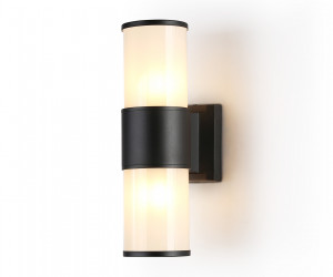 ST2455 BK/FR черный/белый матовый IP54 E27 max 40W 300*90*155