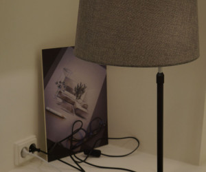 Настольный светильник Maytoni MOD613TL-01B