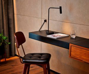 Настольная лампа TL6083-1 BK 000059552