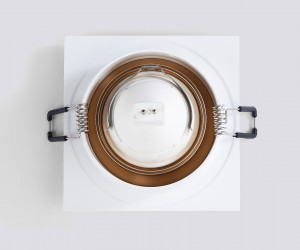 TN102728 WH/GD белый/золото GU5.3 92*92*23