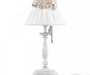 Настольный светильник Maytoni ARM013-11-W