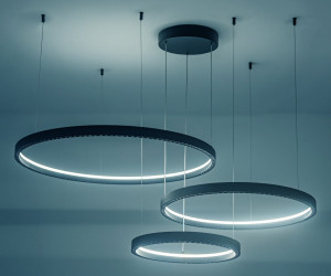 FL5882/3 BK черный 90W 3000K/4200K/6400K D800/600/400*1070 (без ПДУ)