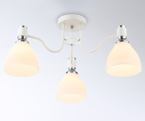 TR303302/3 WH/CH/FR белый/хром/белый матовый E27*3 max 60W D600*270