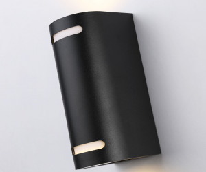 ST3744/2 BK черный IP54 GU10/2 max 35W 150*68*92