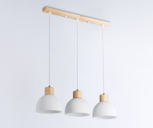 TR83135/3 LW/FR светлое дерево/белый матовый E27/3 max 40W 640*180*1040