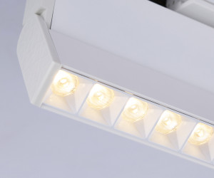 GL6815 WH белый LED 12W 3000K 24° 230*22*87