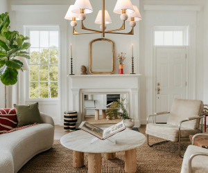 Настенный светильник (бра) Freya FR2043WL-01BS