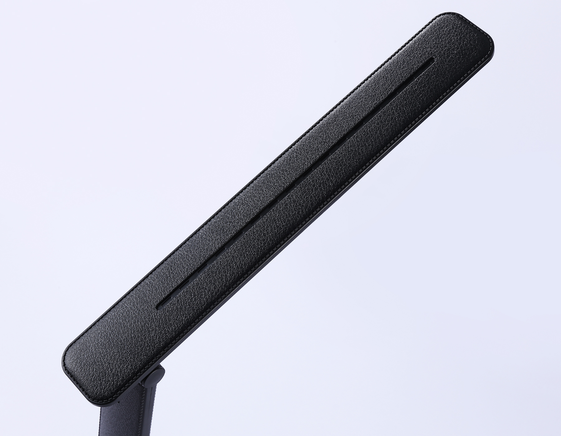 DE503 BK черный LED 3000-6400K 9W