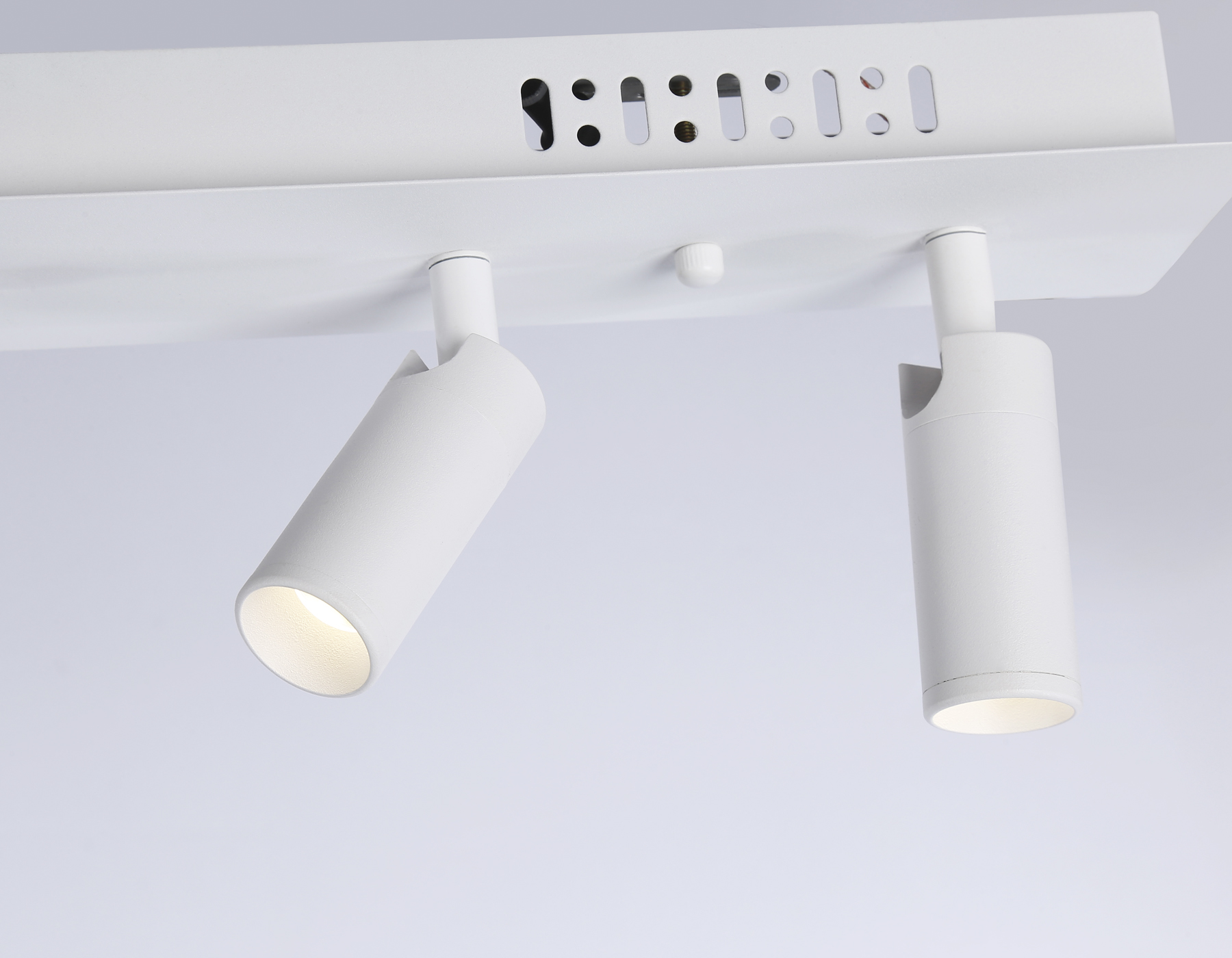 FL5277/3+2 WH белый 59W 3000K/4200K/6400K+4200K 800*200*1200 (ПДУ ИК)