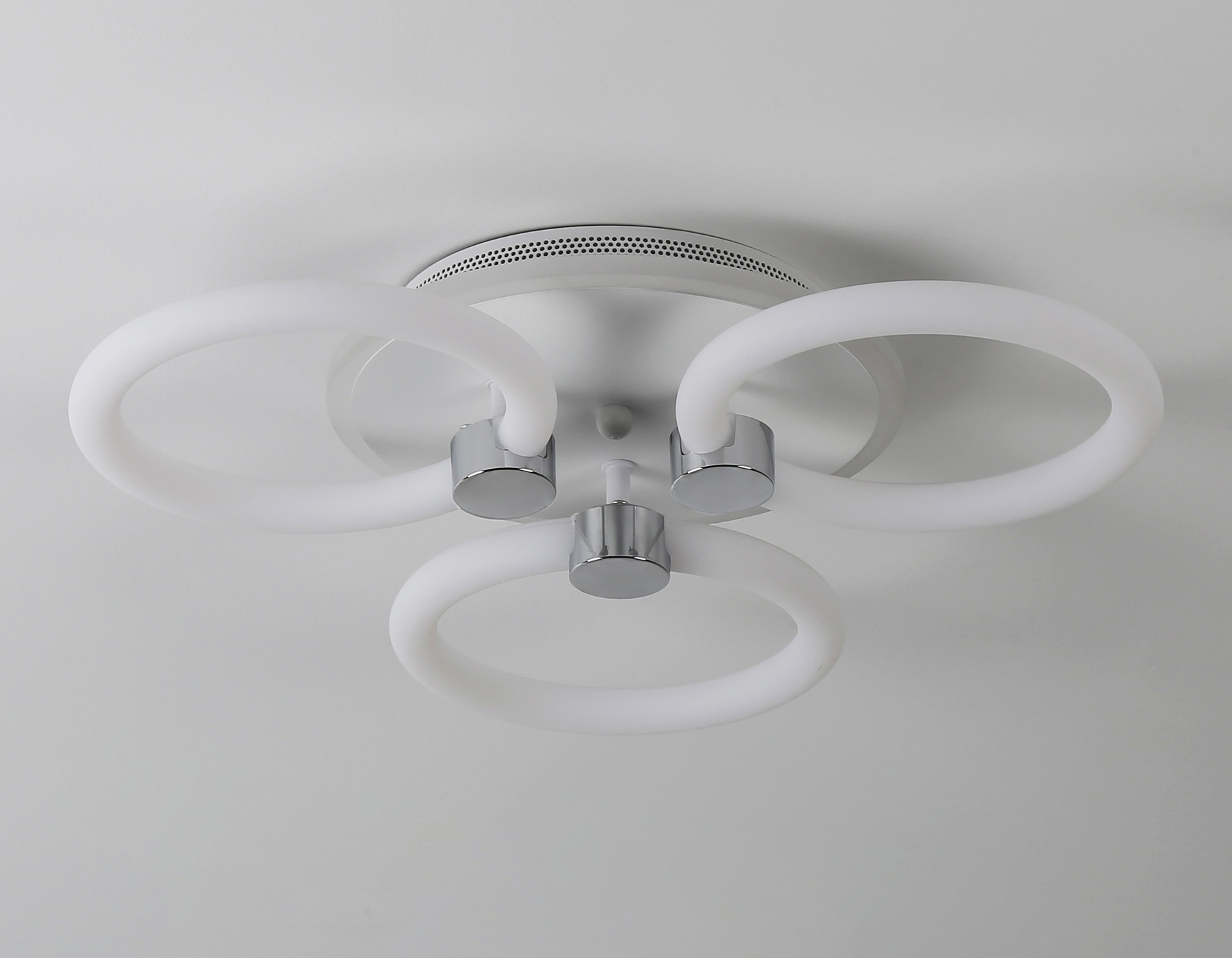 FA3838/3 WH белый 42W 3000K-6400K+RGB D458*80 (ПДУ РАДИО 2.4G)