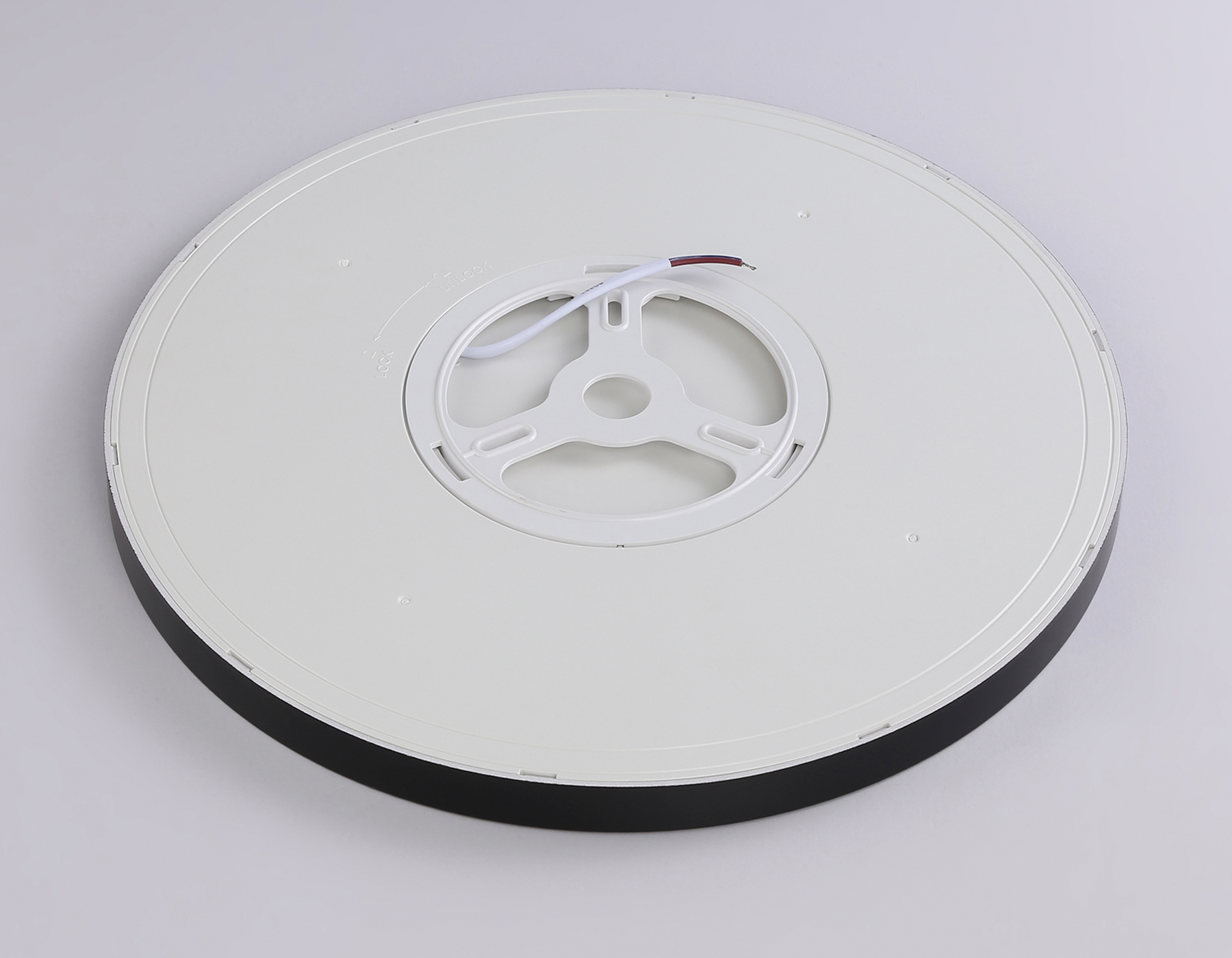 FZ1957 BK черный IP54 26W 5000K D370*15 (Без ПДУ)