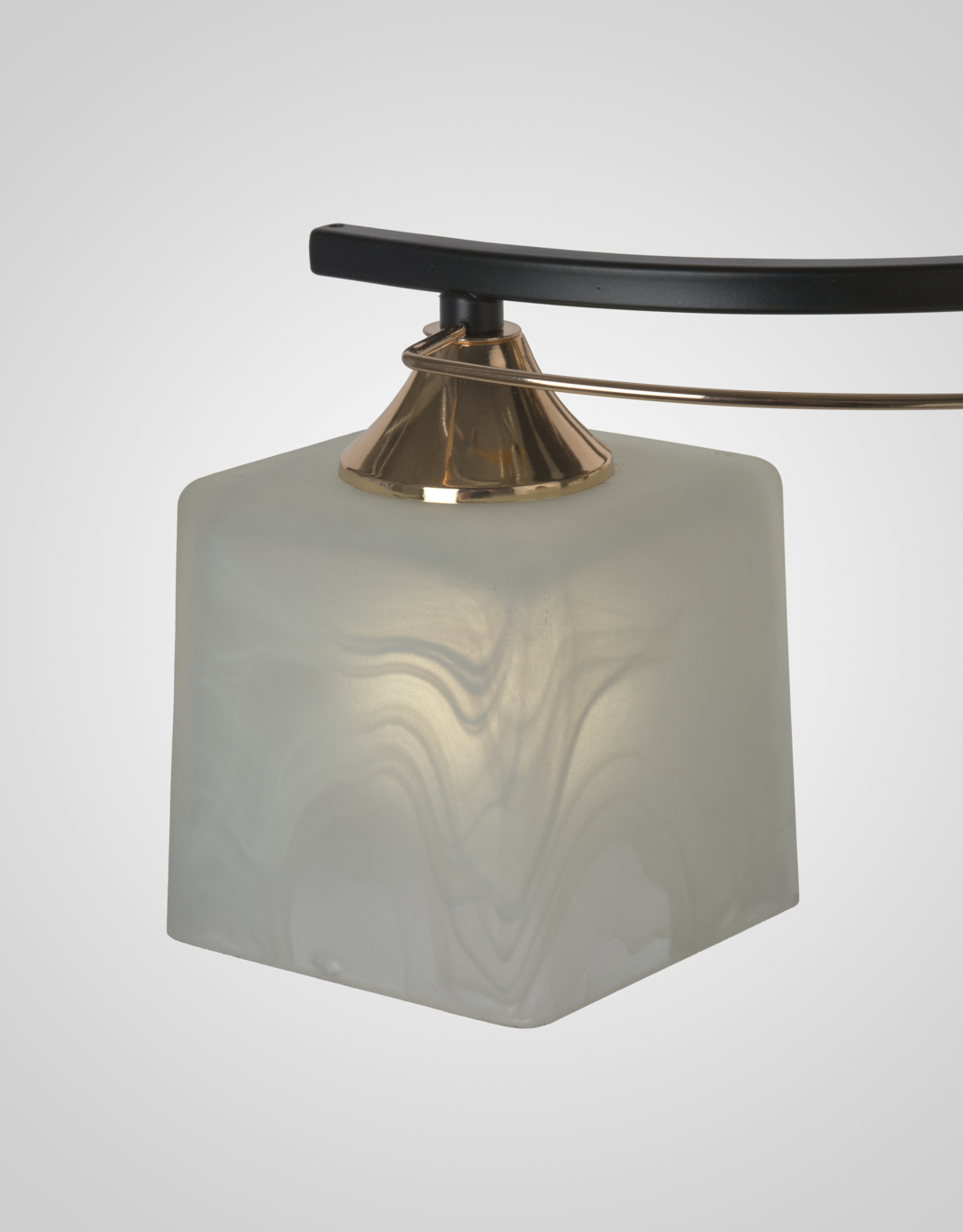 Потолочный светильник P5535-3 BK+GD 000029940