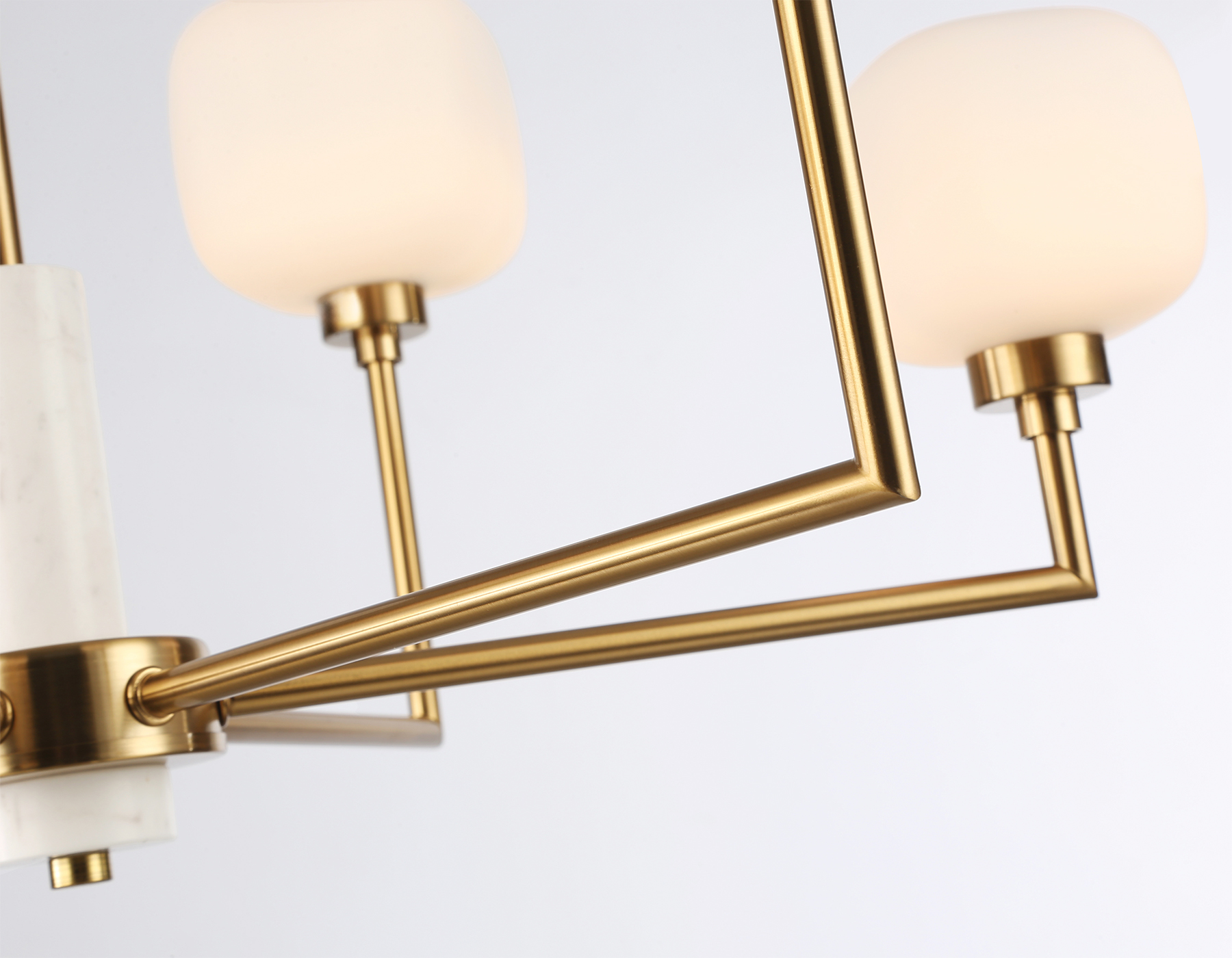 LH53015/6 BS/FR латунь/белый матовый G9*6 max 40W D690*680