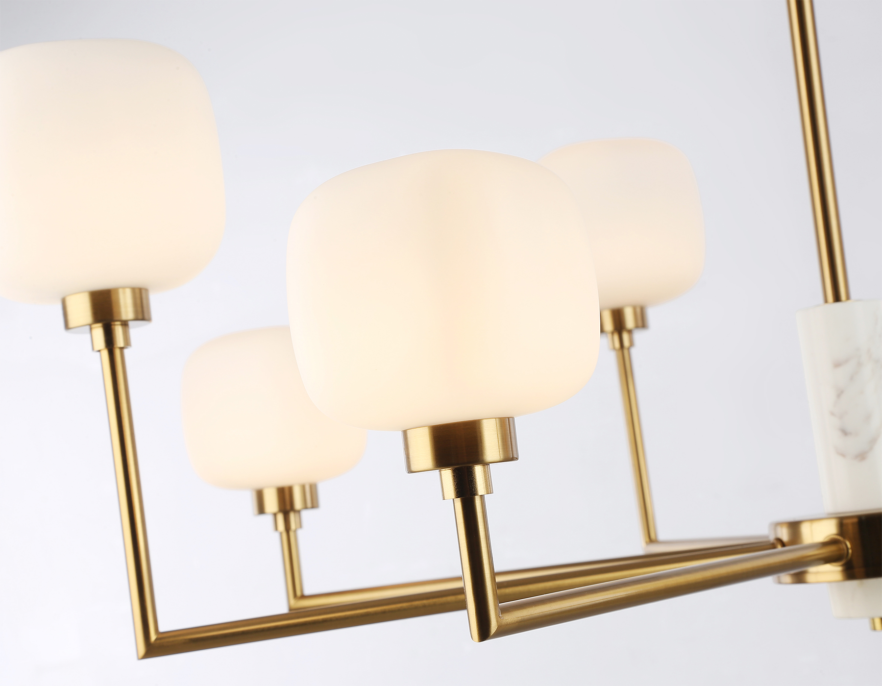 LH53017/8 BS/FR латунь/белый матовый G9*8 max 40W D830*680