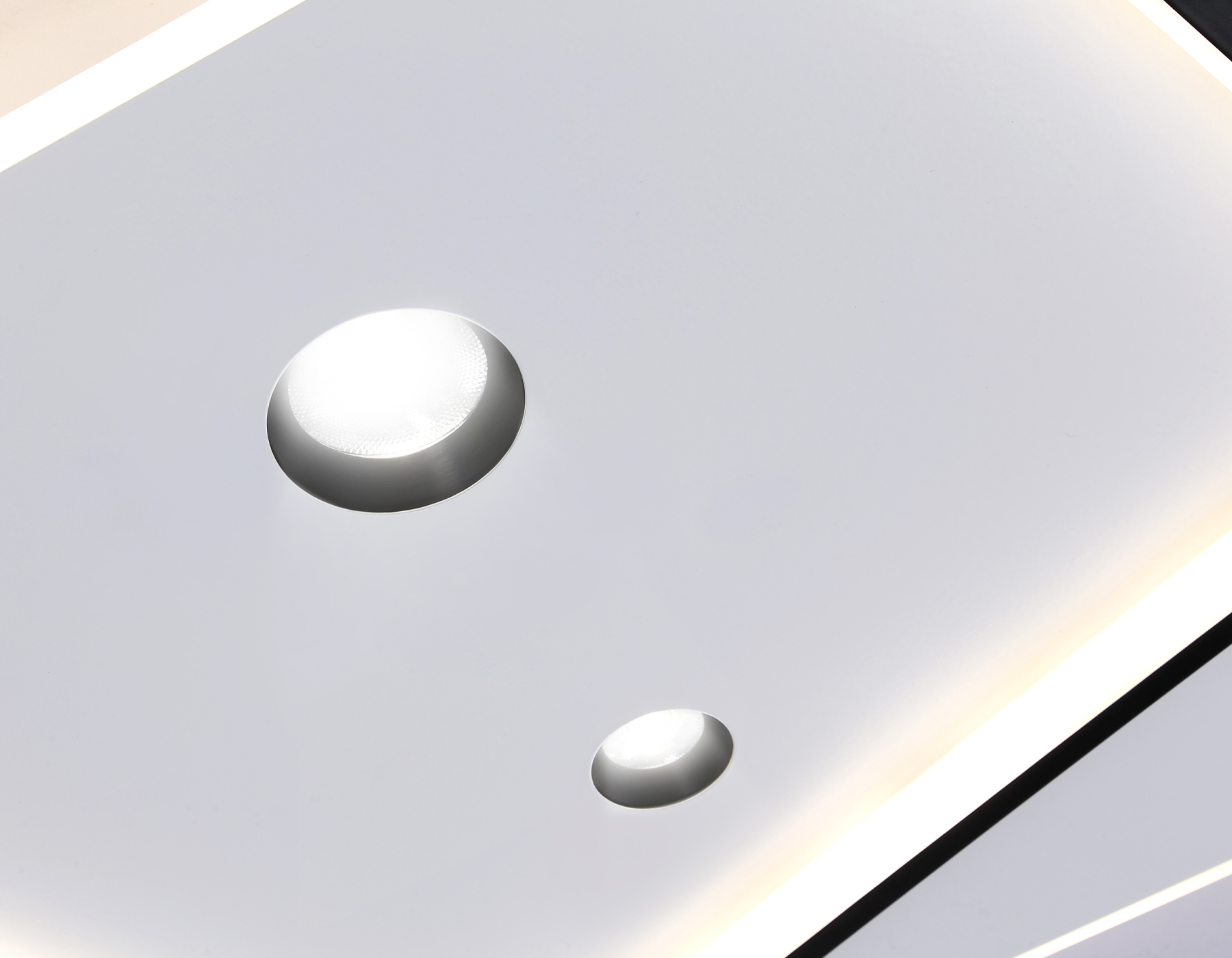 FL5065 WH/BK белый/черный 56W 3000K-6400K+4200K 500*500*60 (ПДУ РАДИО 2.4G)