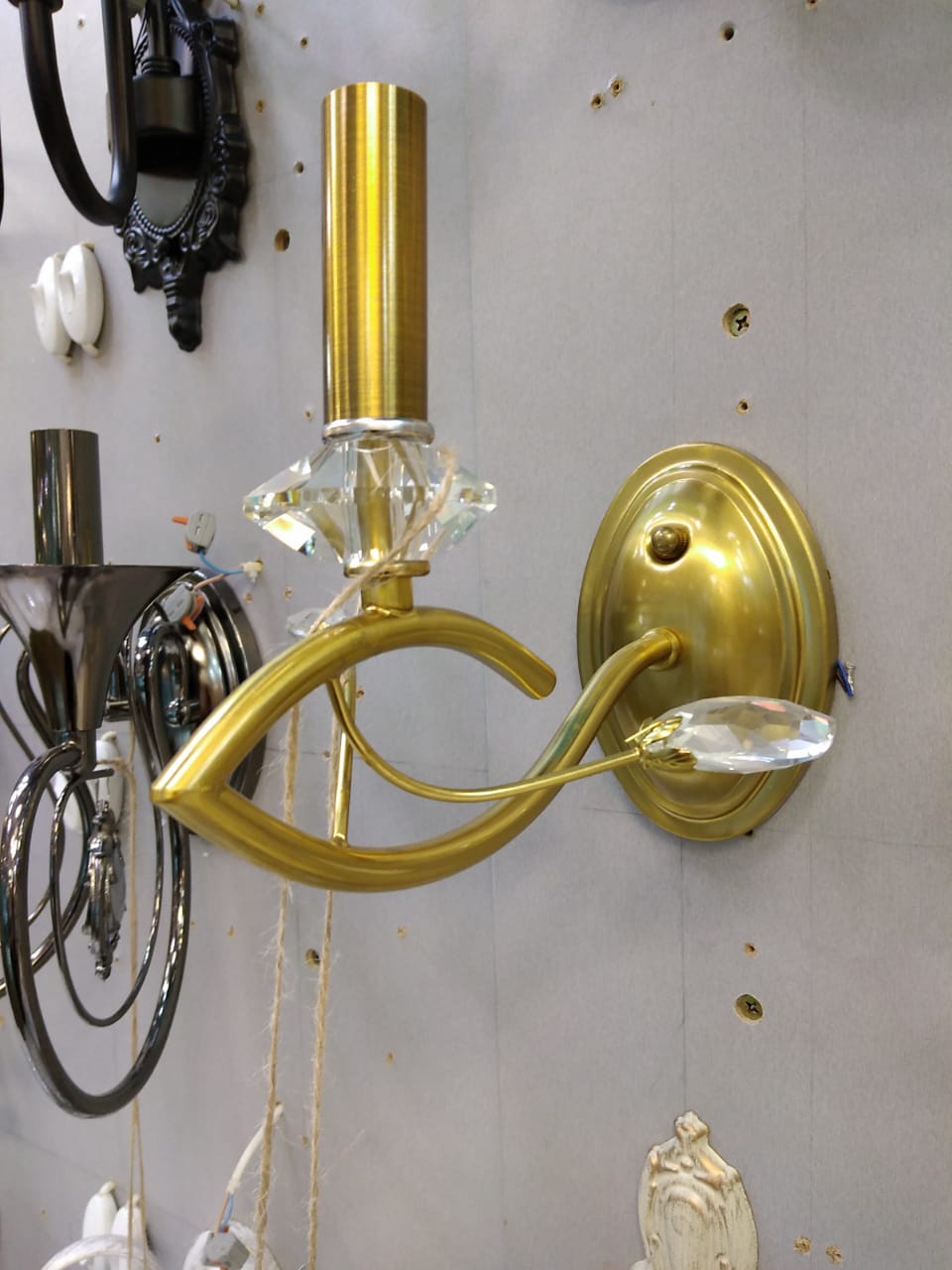 Настенный светильник PL9997-1W CP 000067391