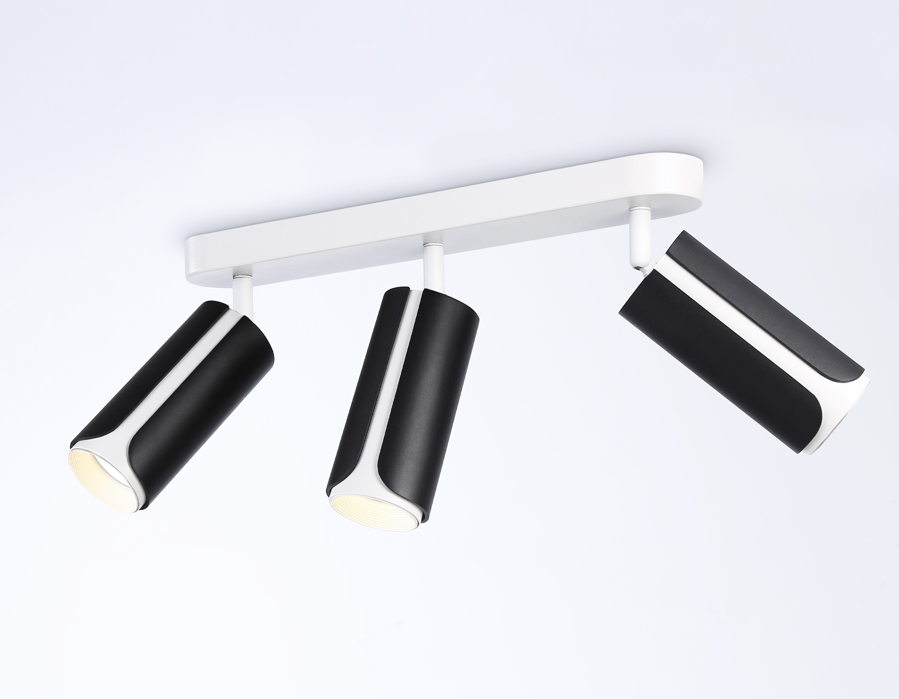 TN51605/3 BK/WH черный/белый GU10/3 380*60*195