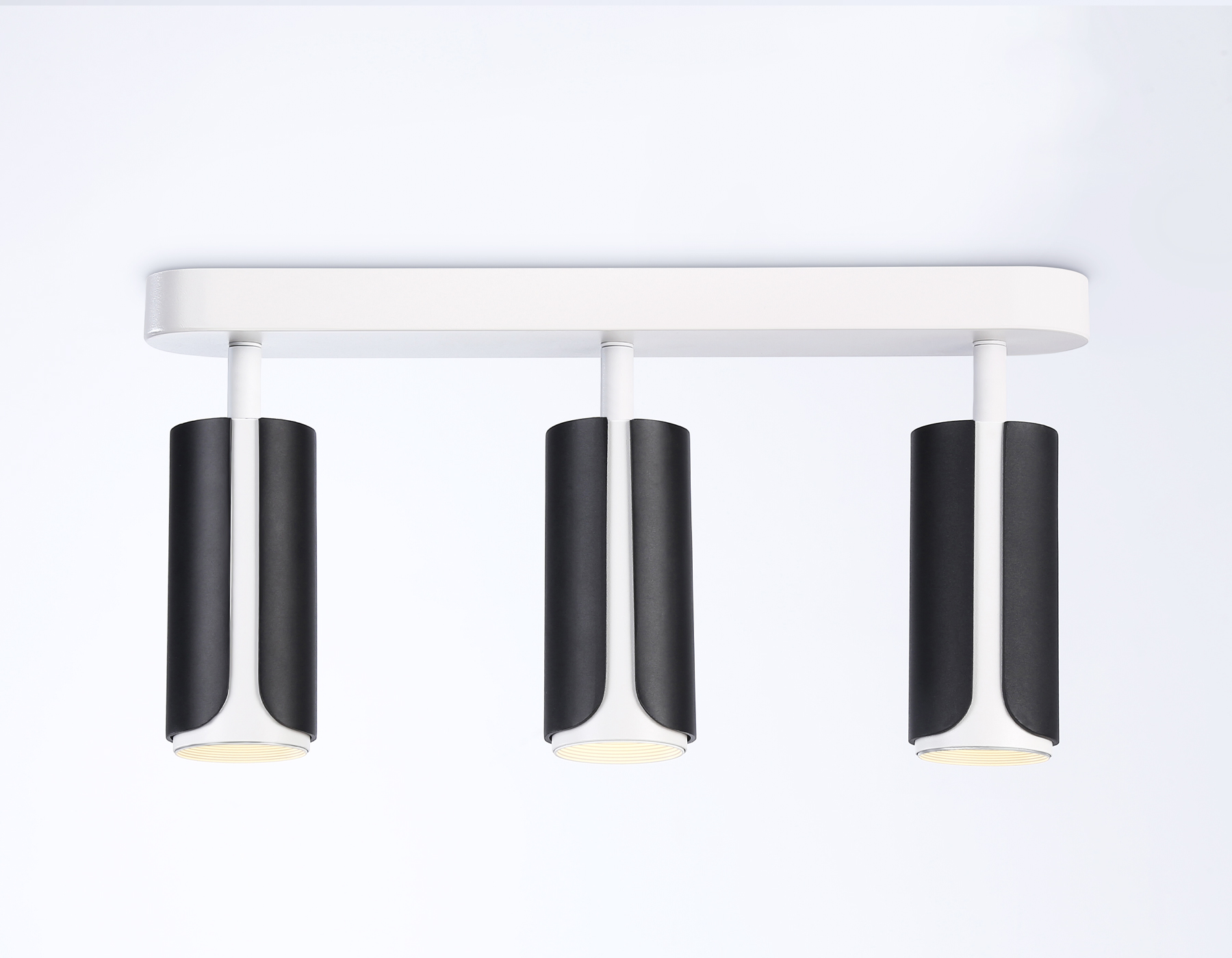 TN51605/3 BK/WH черный/белый GU10/3 380*60*195