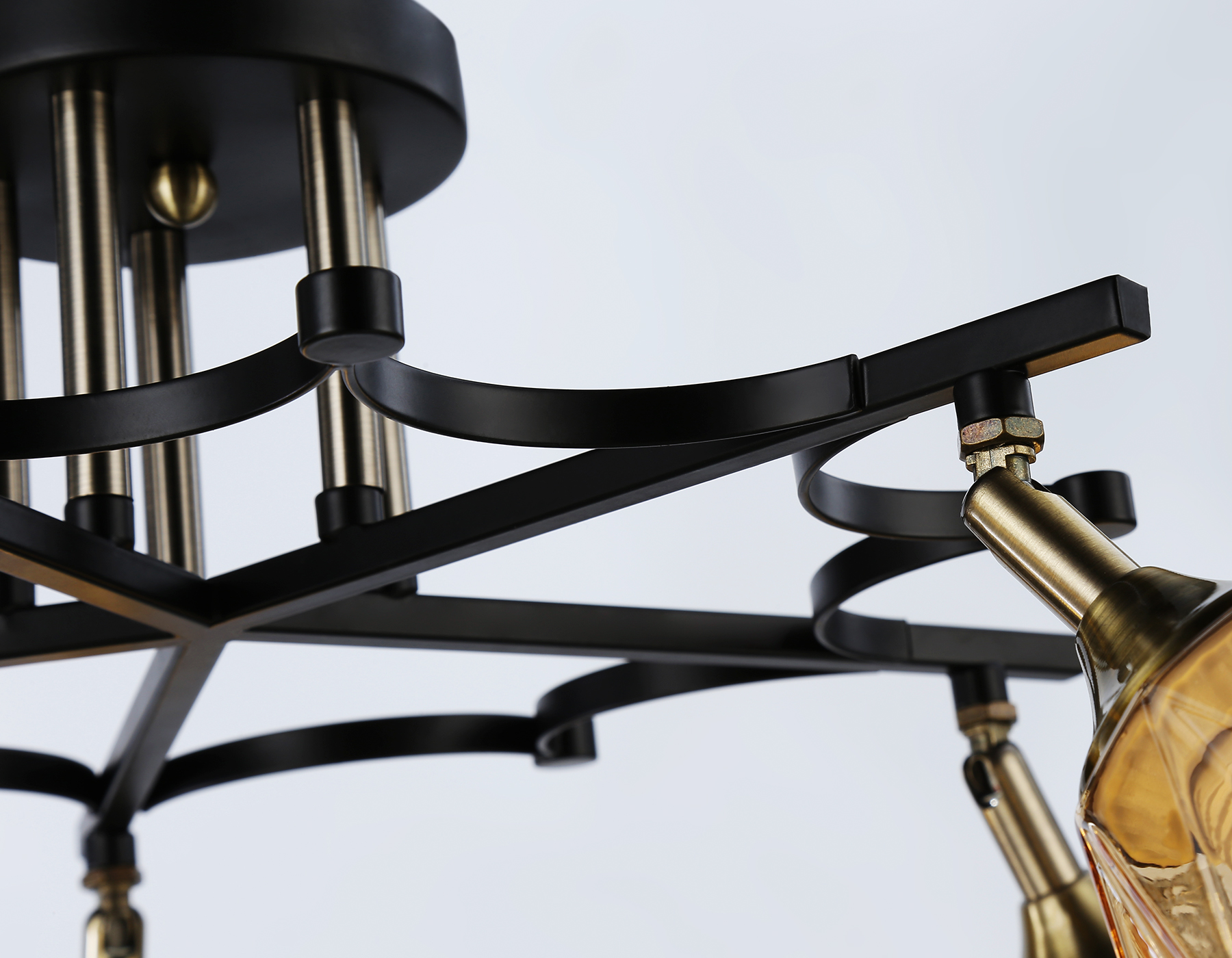 TR303035/5 SB/BK/TI бронза/черный/янтарь E27/5 max 40W D730*280