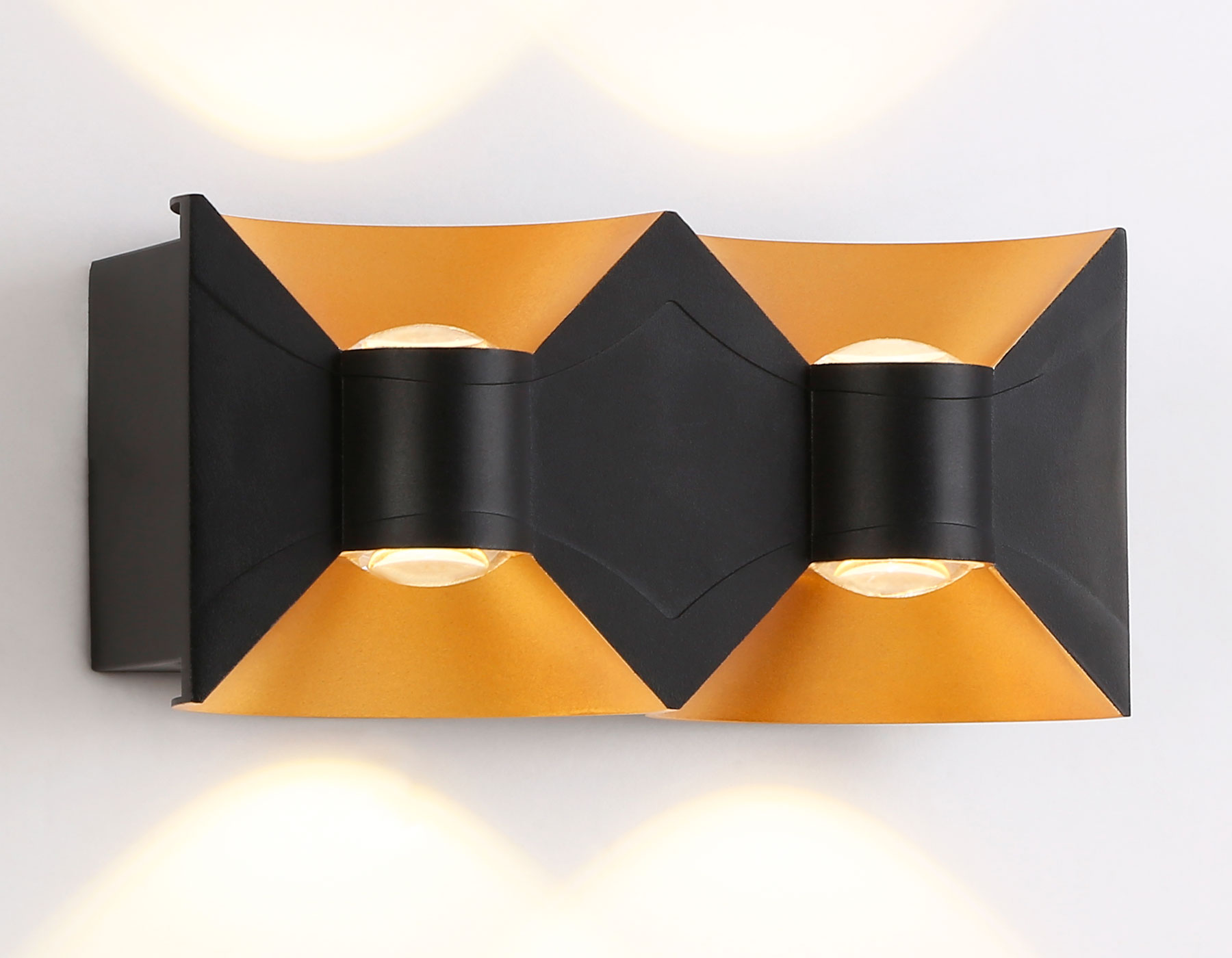 ST4477/4 BK/GD черный/золото LED 4200K 11W IP54 180*90*55