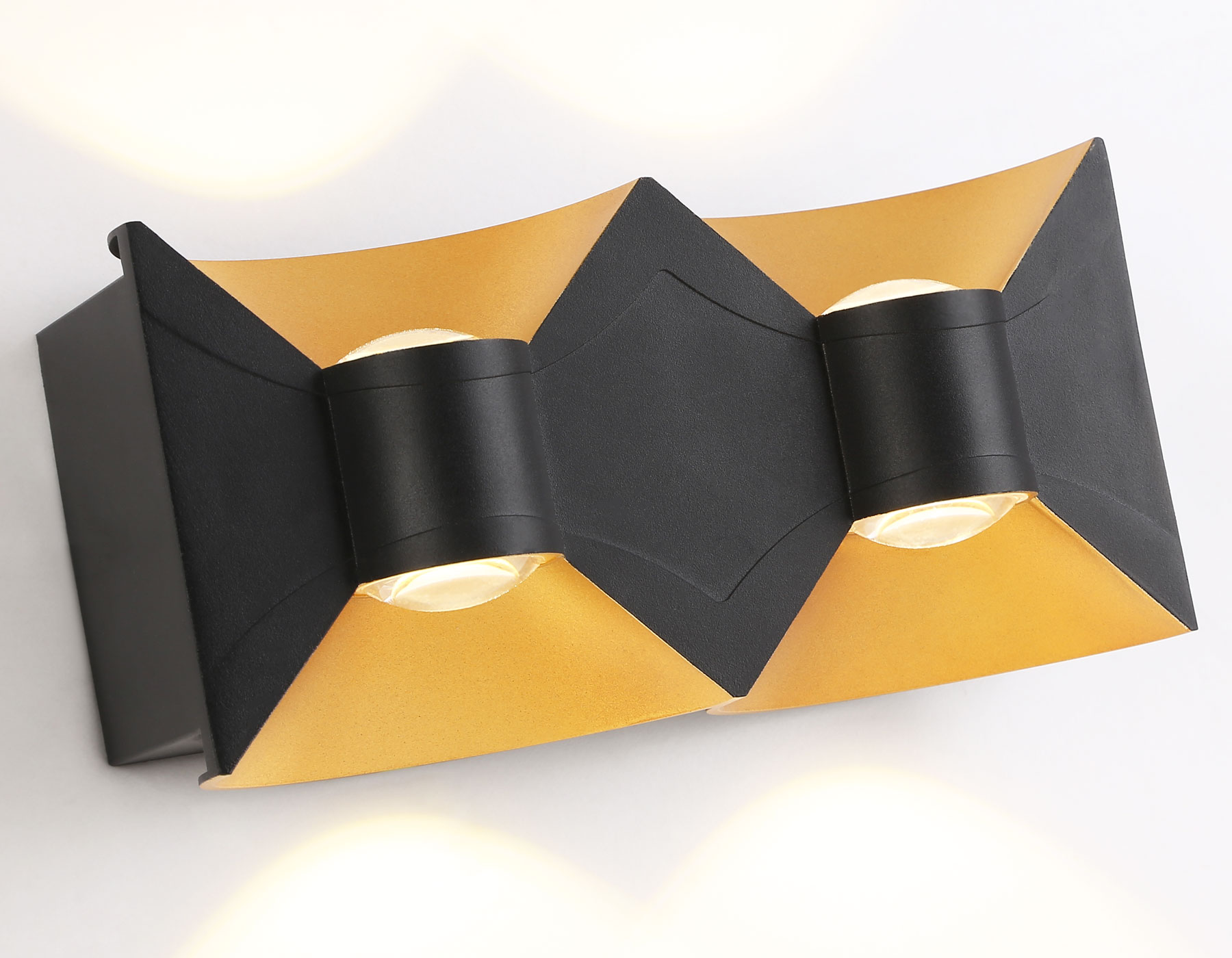 ST4477/4 BK/GD черный/золото LED 4200K 11W IP54 180*90*55