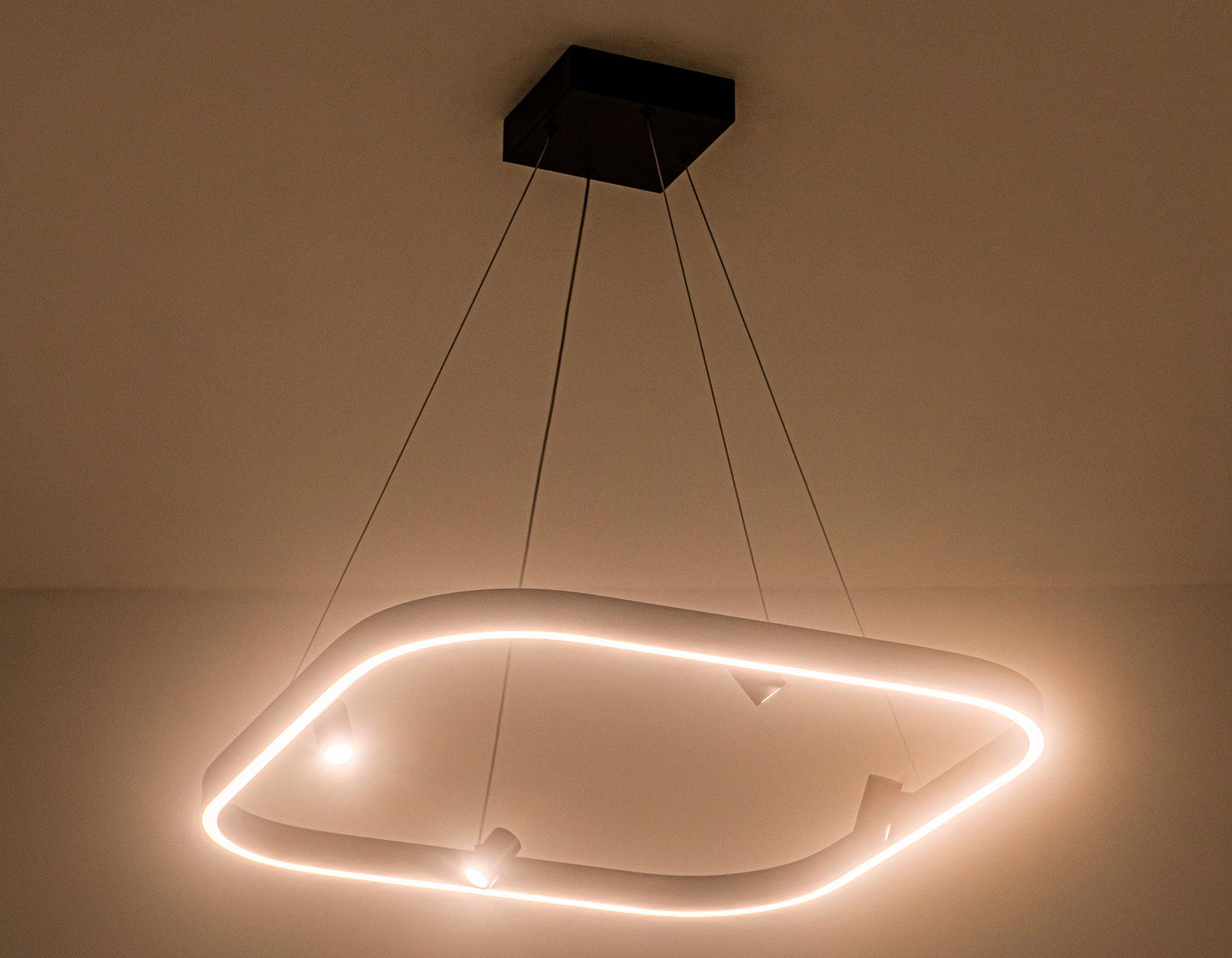 FL5803/1+4 BK черный 50W 3000K/4200K/6400K 600*600*1200 (без ПДУ)