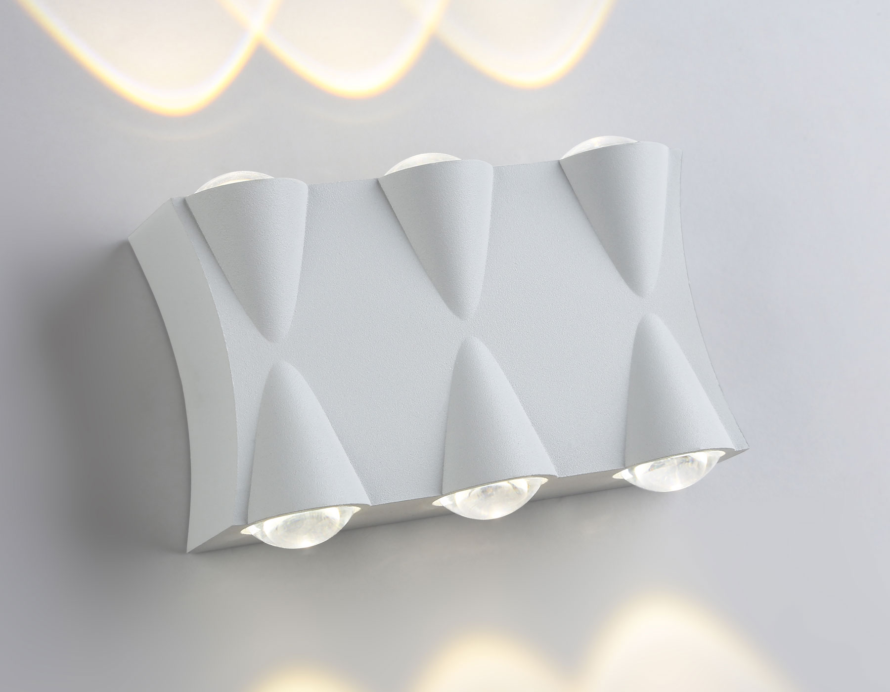 ST4485/6 WH белый LED 4200K 6W IP54 140*80*45