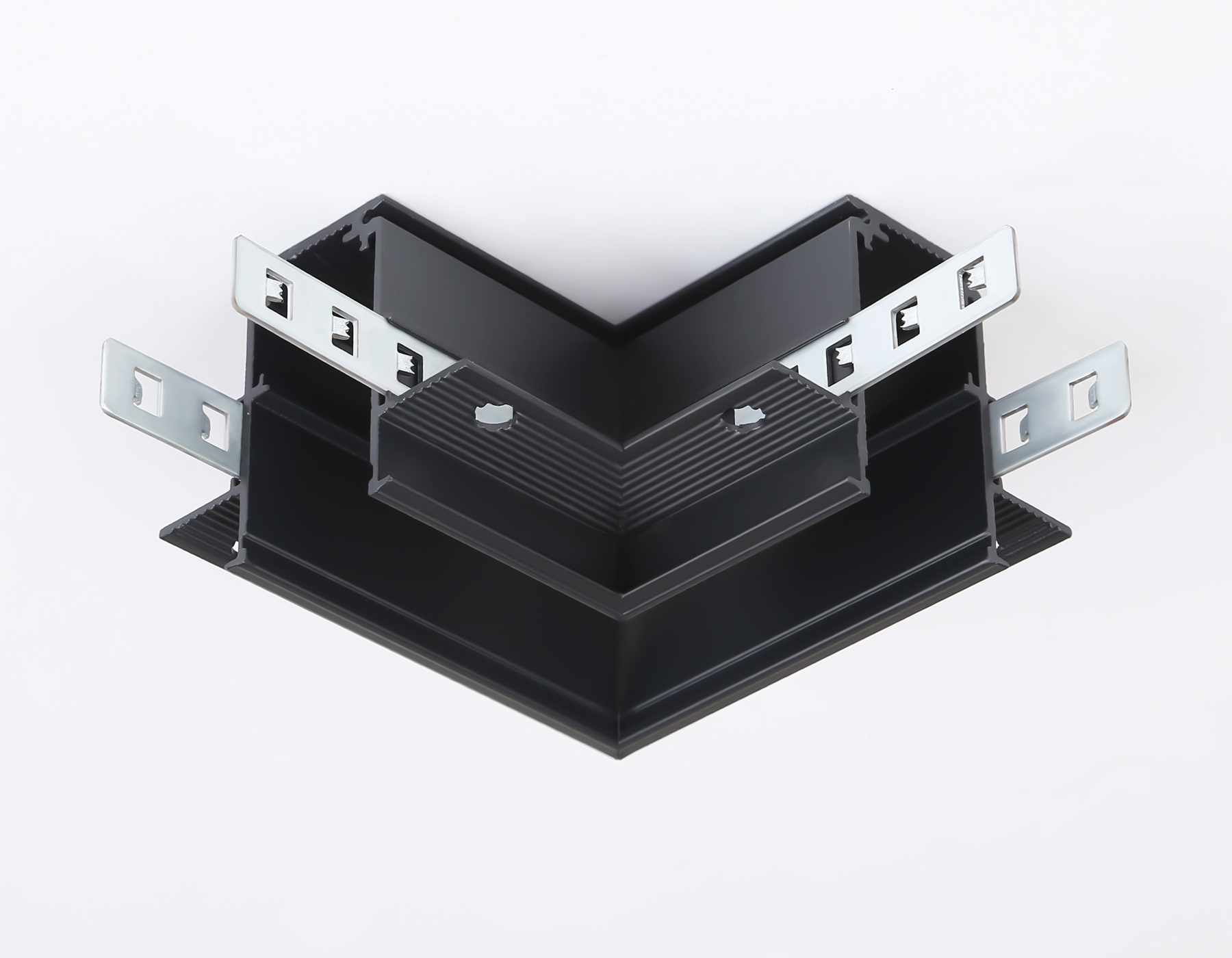 GL3354 BK черный коннектор угловой встраиваемый 85*85*H46.8