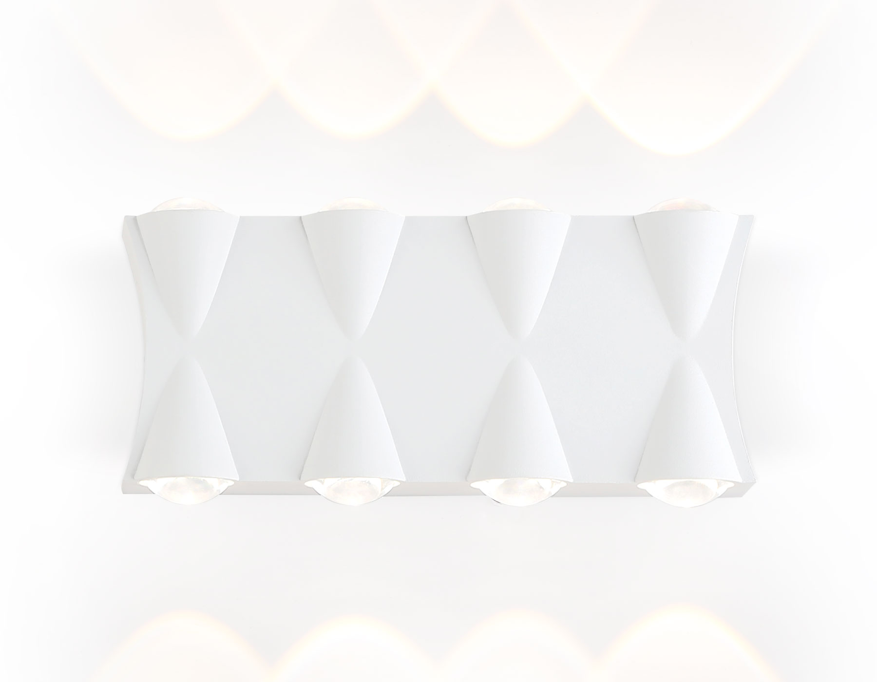 ST4490/8 WH белый LED 4200K 8W IP54 190*80*45