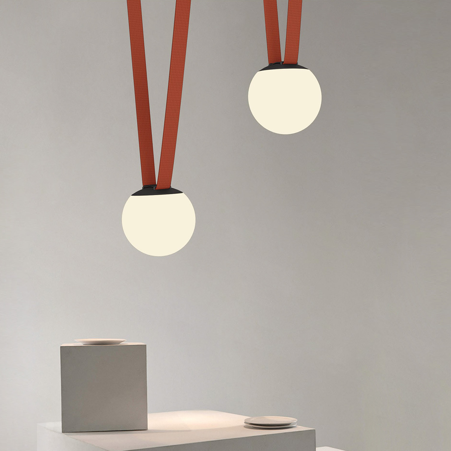 DK5552-BK Cветильник для трека-ремня Belty, серия Orb, со светодиодом, D180*H181мм, 48V DC, 10W, RA90, 120°, 4000K, IP20, белый, акрил