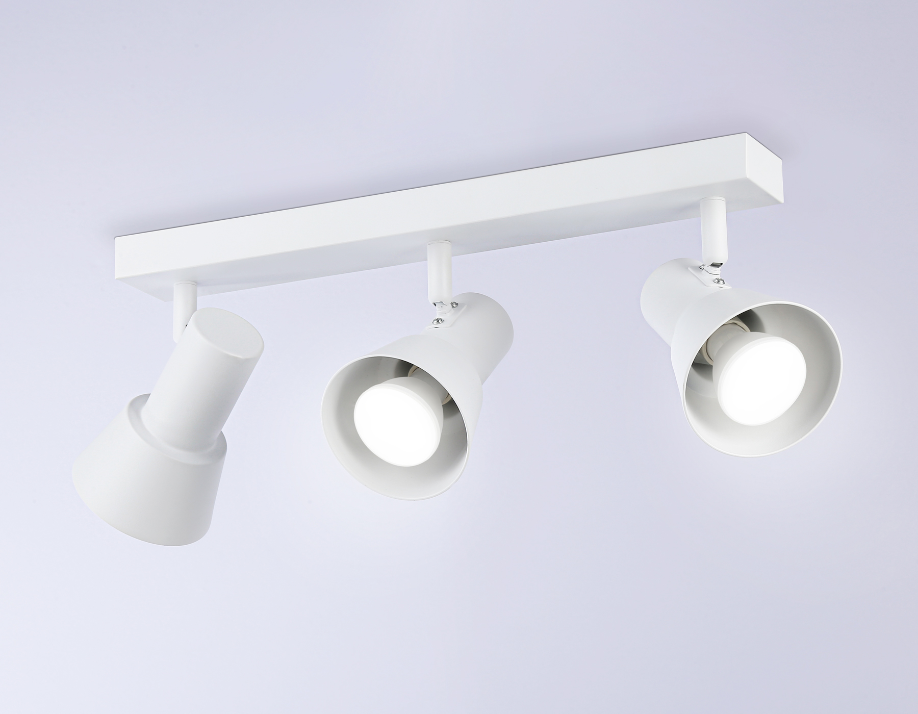 TA13119/3 WH белый GU10/3 max 12W 470*85*150