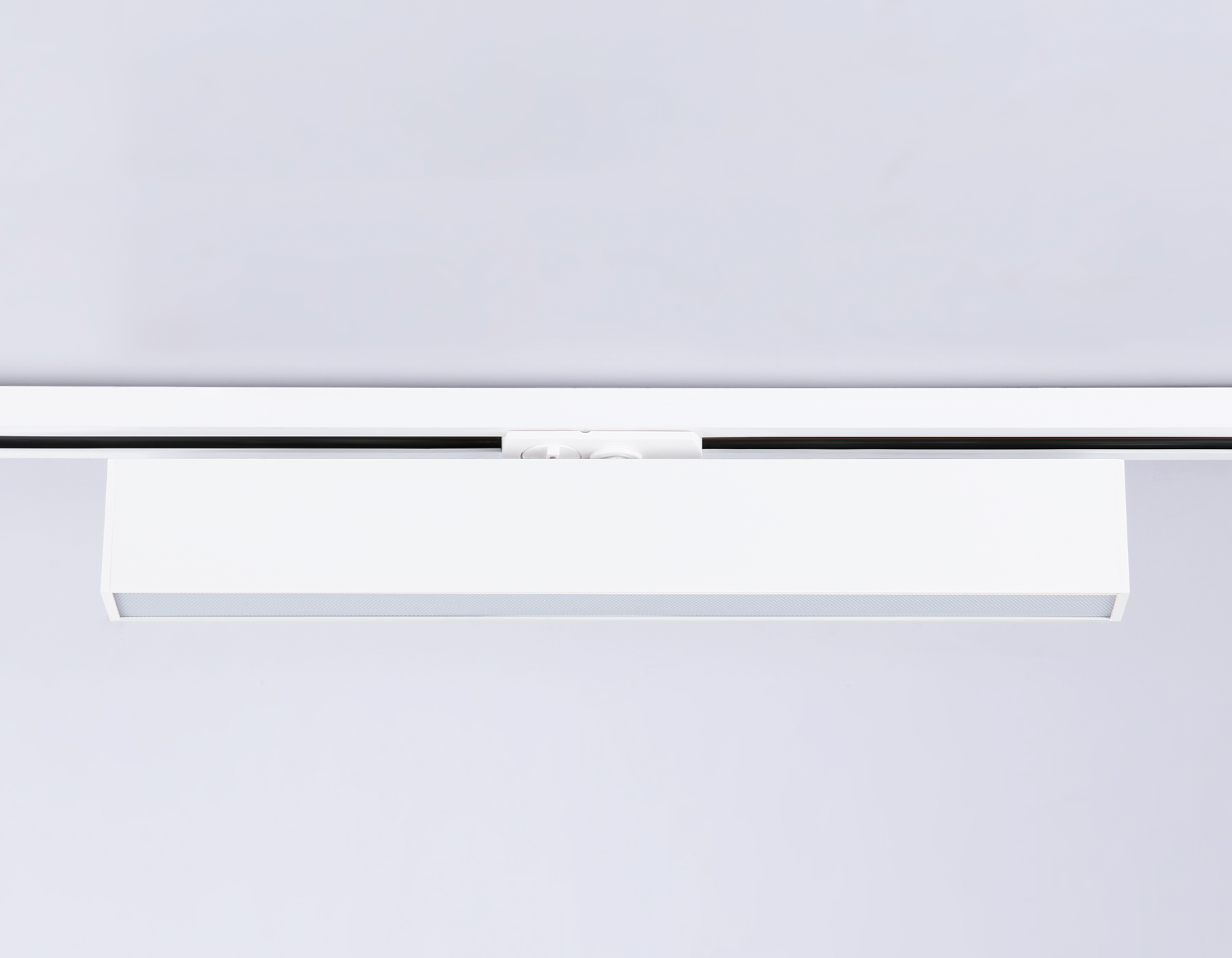 GL6769 WH белый LED 24W 3000K 600*22*48