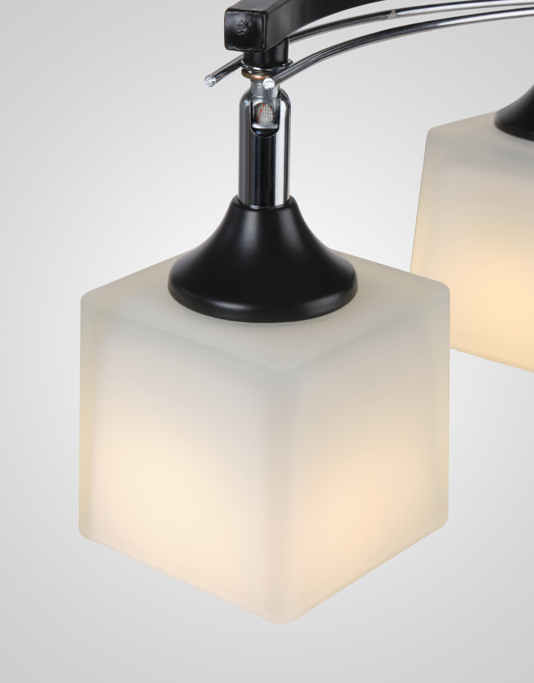 Потолочный светильник P9574-3 BK+CR 000023916