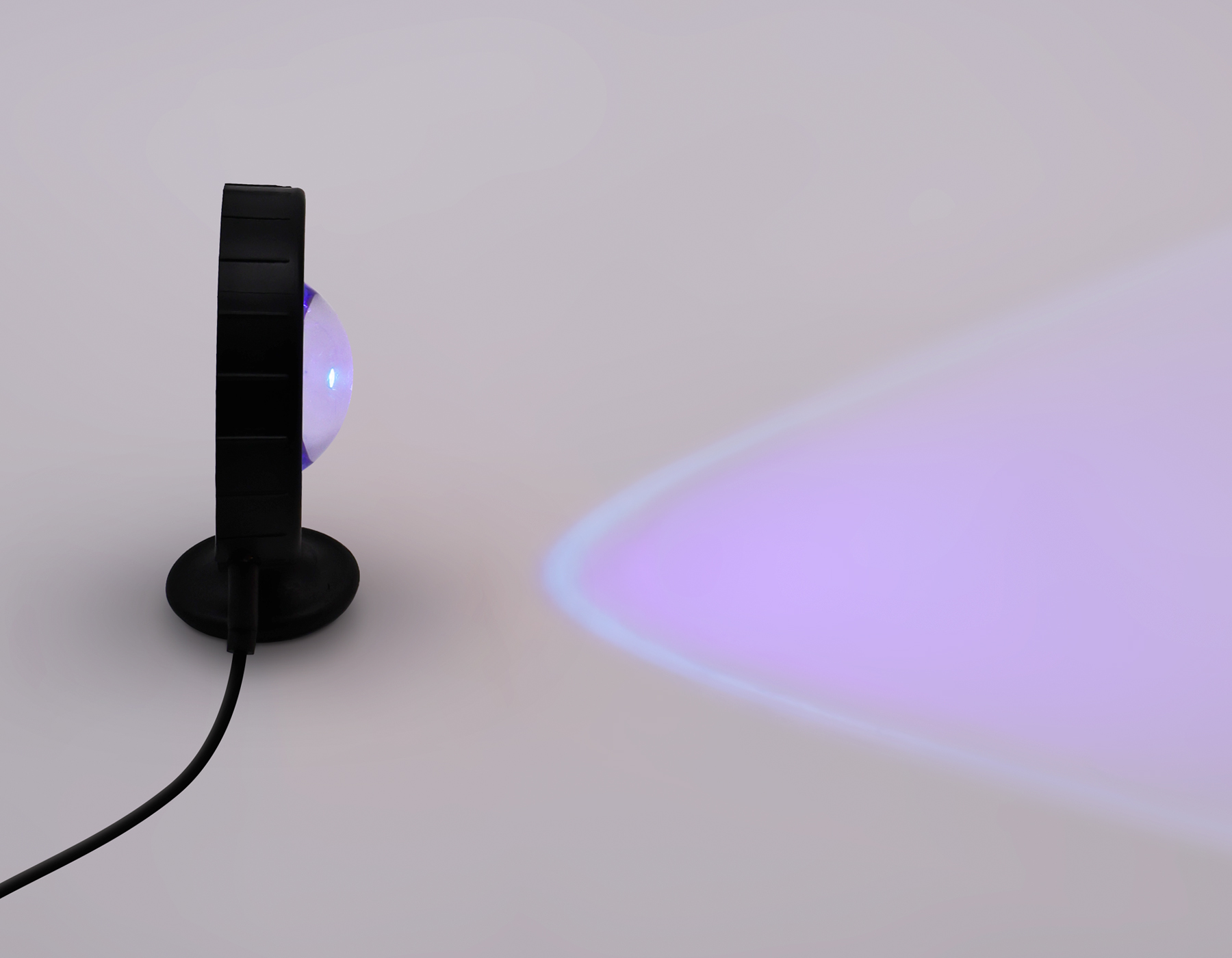 DE8383 BK черный LED RGB 3W (ПДУ RGB)