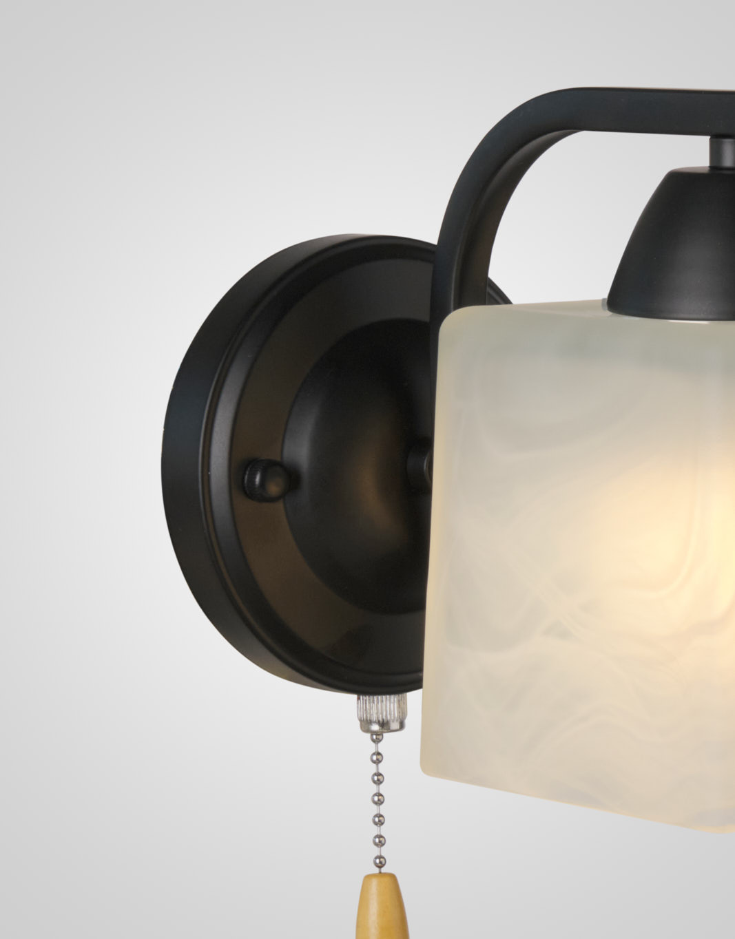 Настенный светильник P9484-1W BK 000050562