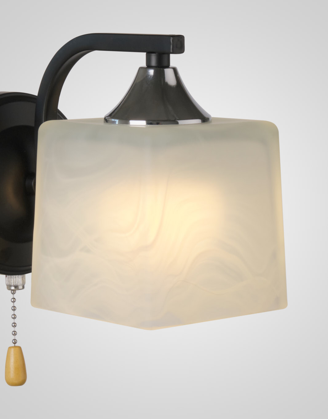 Настенный светильник P6520-1W BK 000050566