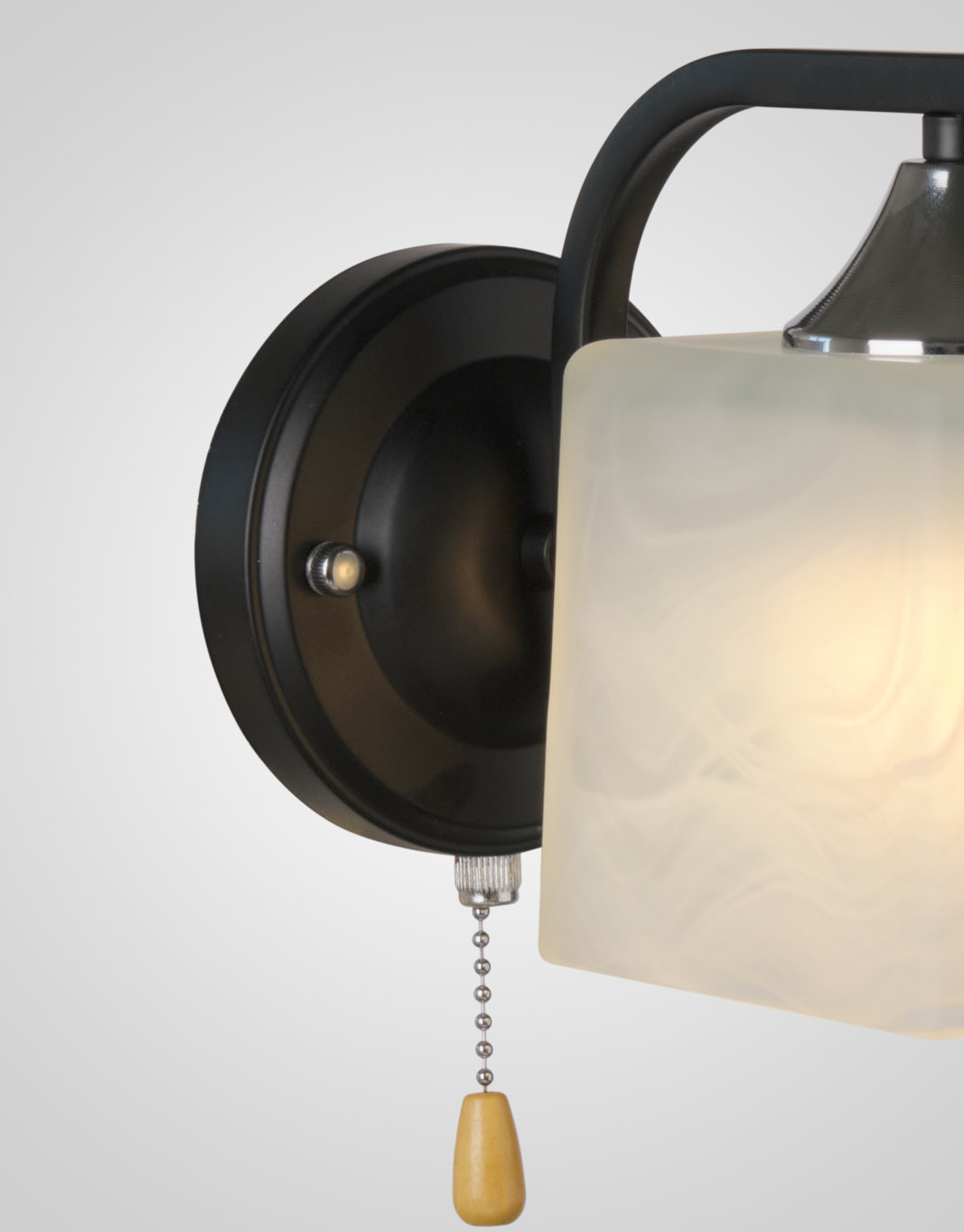 Настенный светильник P6520-1W BK 000050566