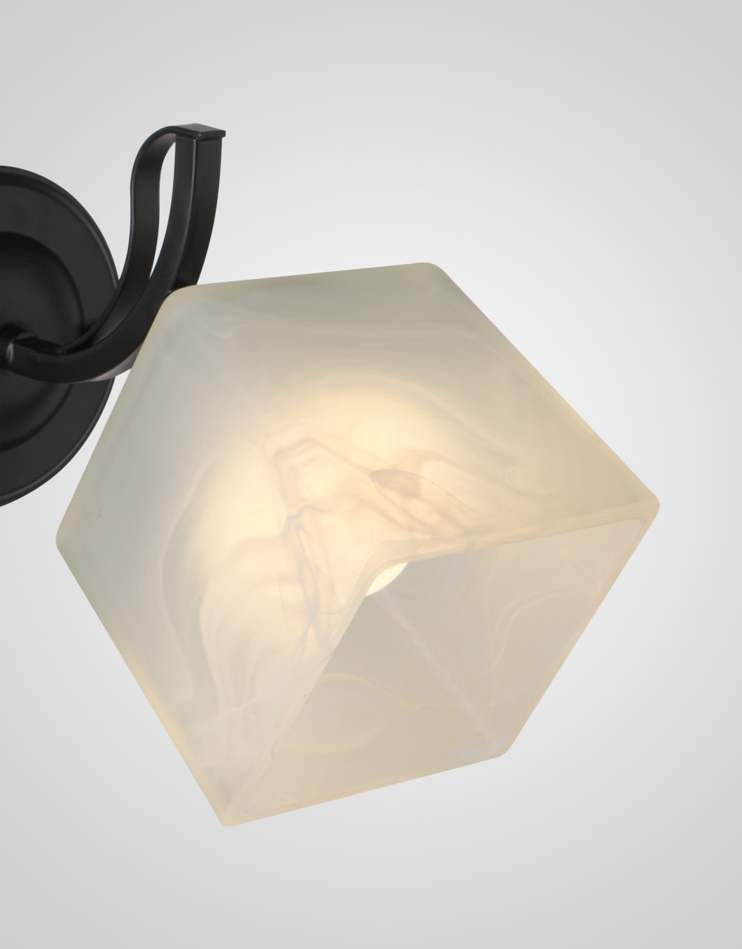 Настенный светильник P5507-1W BK 000050569