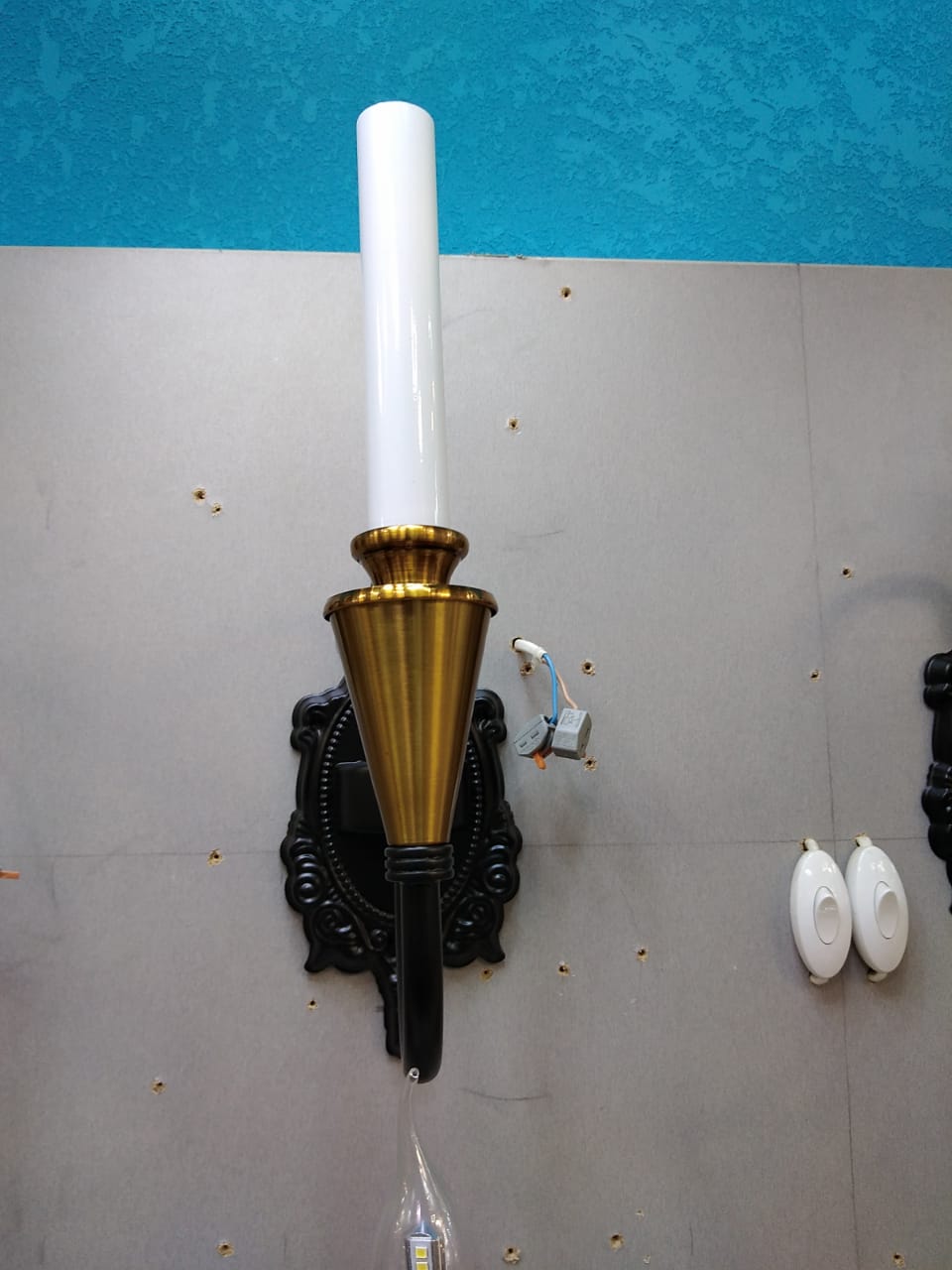 Настенный светильник PL5823-1W BK+AB 000067333