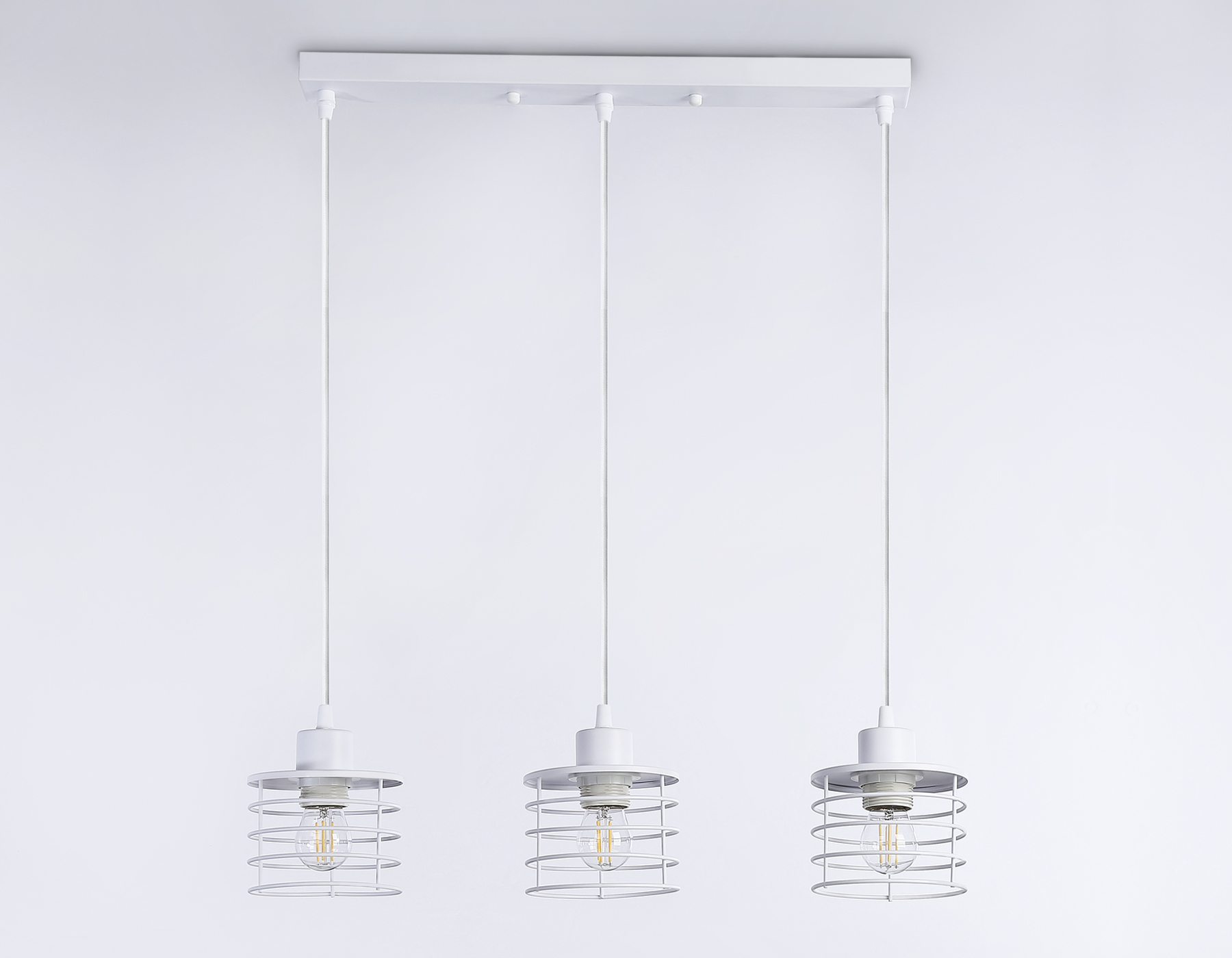 TR8072/3 WH белый E27*3 max 40W 582*120*1040