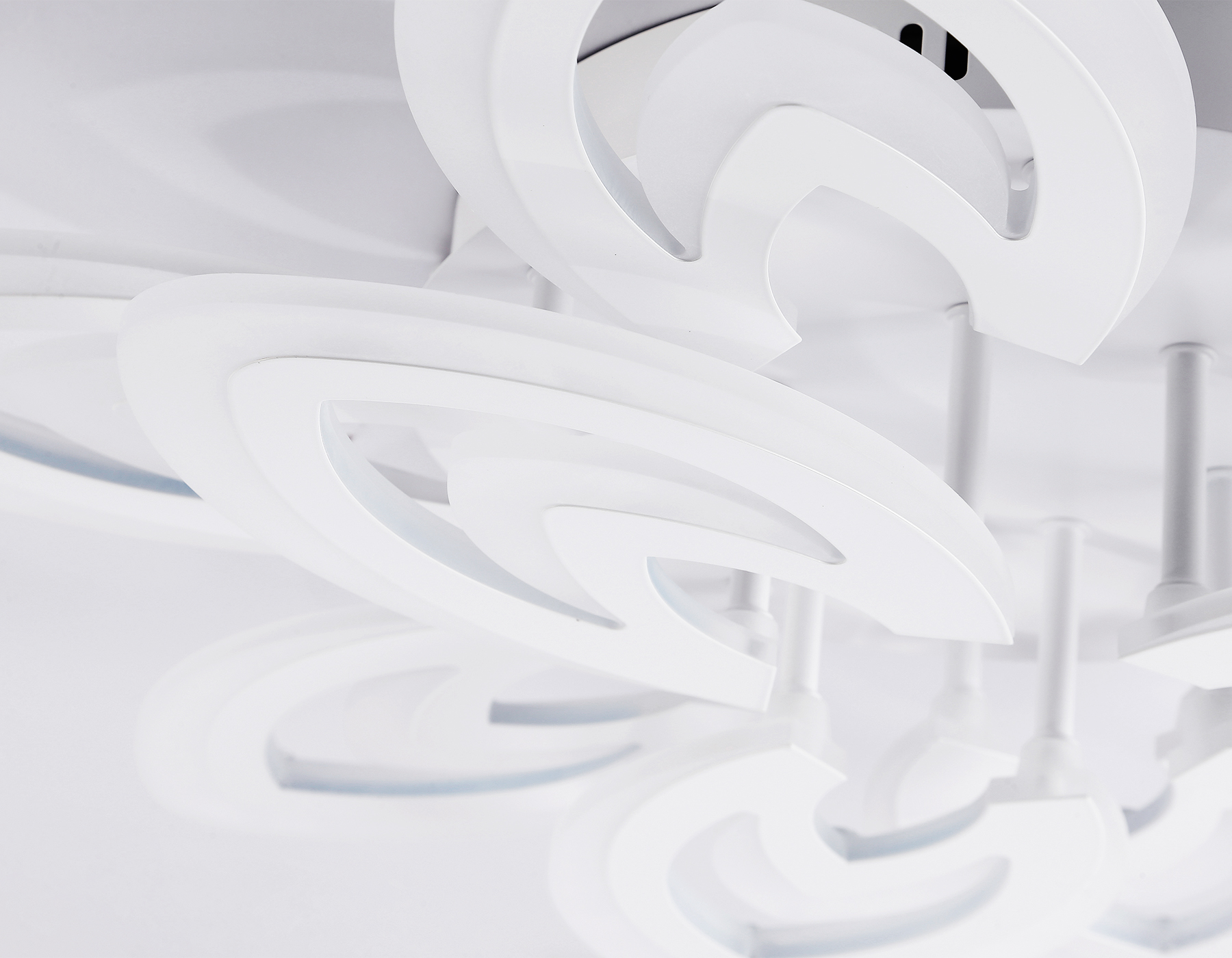 FA4547/3+3 WH белый 3000K-6400K 113W 650*470*110 (ПДУ ИК)