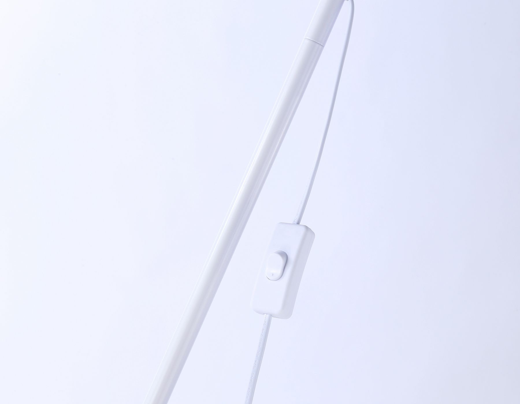 TR97612 WH белый E27 max 40W D245*1760