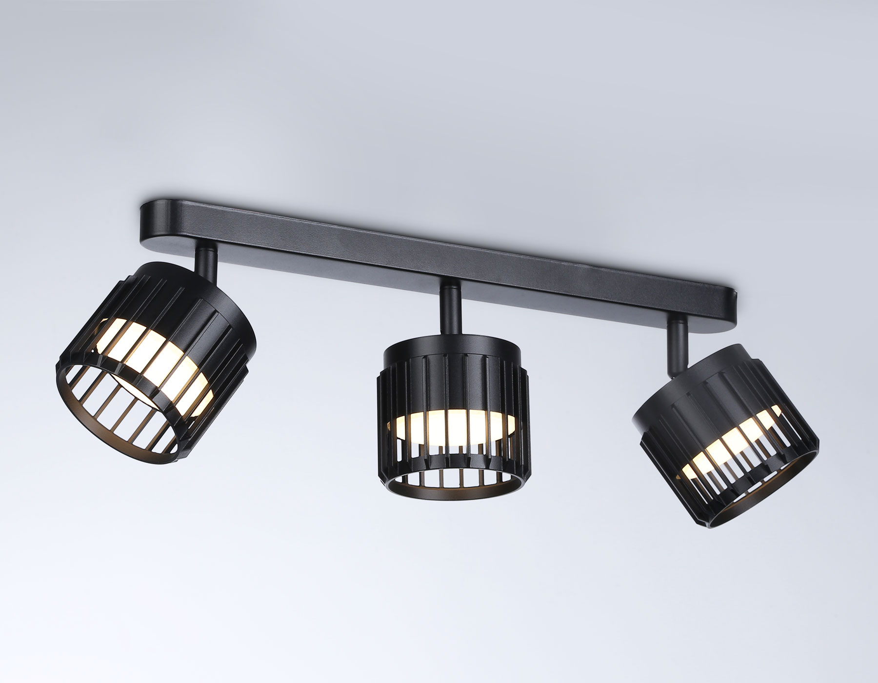 TN71168/3 BK черный GX53/3 400*100*125