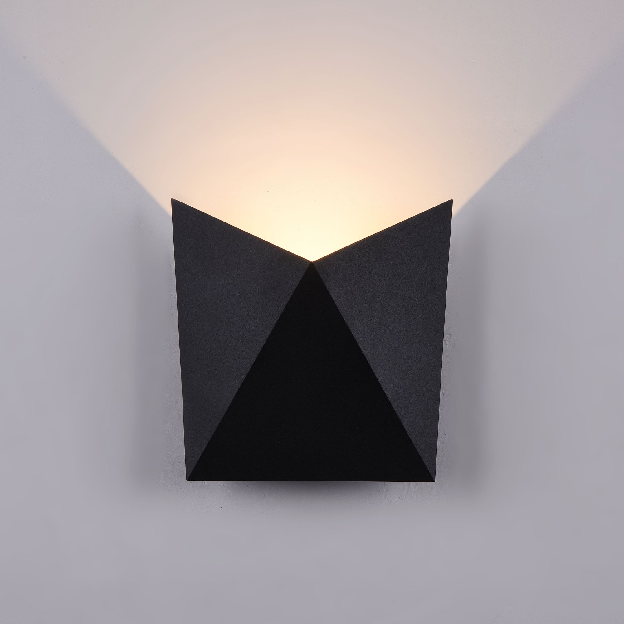 Архитектурная подсветка Outdoor O802WL-L7B