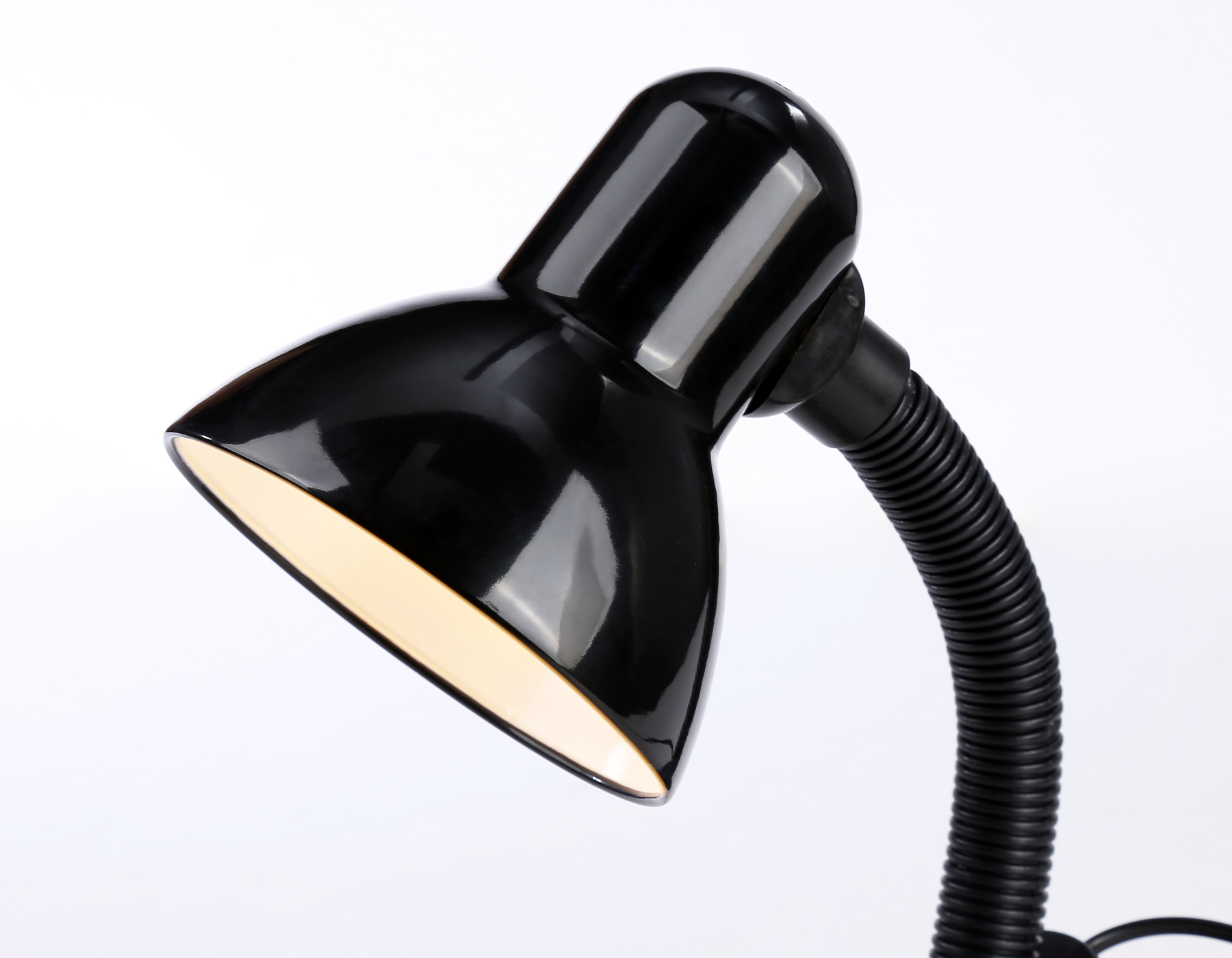 DE7710 BK черный E27 max 40W